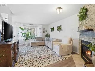 Photo #6: 201003214 Listing 