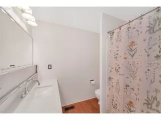 Photo #6: 20101493 Listing 