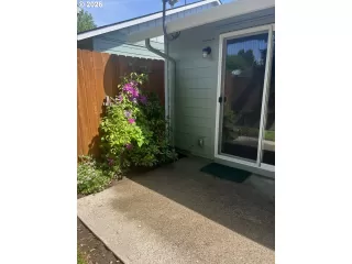 Photo #2: 201016367 Listing