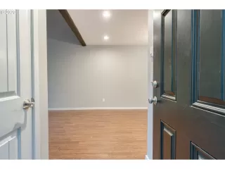 Photo #1: 20101989 Listing