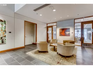 Photo #4: 20103448 Listing