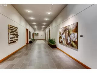 Photo #5: 20103448 Listing