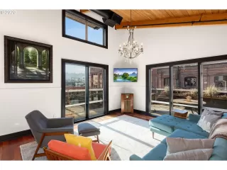 Photo #1: 20103585 Listing