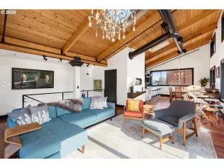 Photo #4: 20103585 Listing