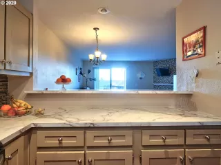 Photo #5: 20103724 Listing