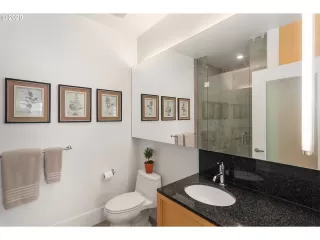 Photo #1: 20104622 Listing