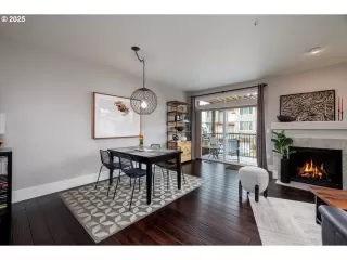 Photo #3: 201046861 Listing