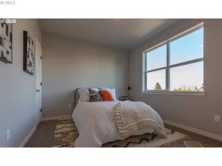 Photo #3: 20107336 Listing