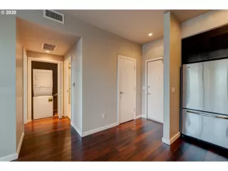 Photo #6: 20108913 Listing 