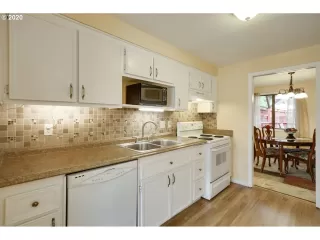 Photo #3: 20110003 Listing