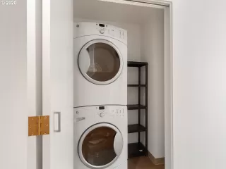 Photo #5: 20110053 Listing