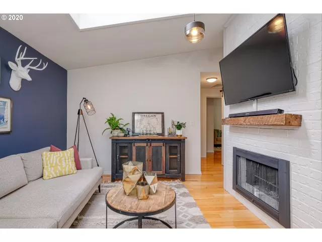 MLS: 20111036 Condo For Sale