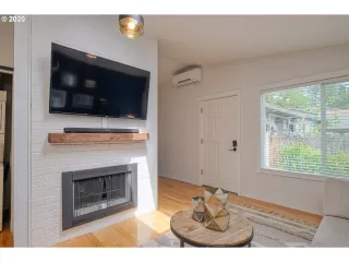 Photo #4: 20111036 Listing 