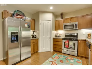 Photo #3: 20111046 Listing 