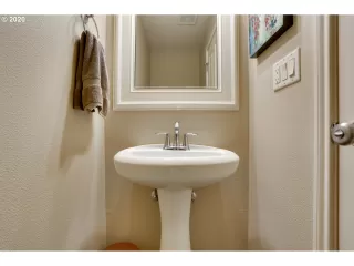 Photo #5: 20111046 Listing 