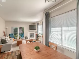 Photo #5: 20113937 Listing 