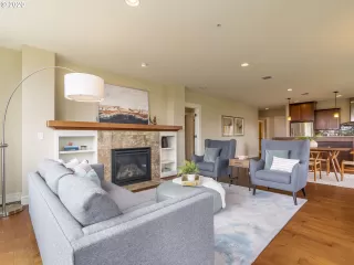 Photo #4: 20114569 Listing