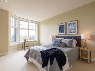 Photo #5: 20114569 Listing