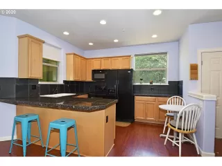 Photo #3: 20114745 Listing