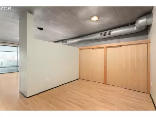 Photo #5: 20114786 Listing 