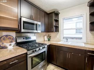 Photo #2: 20115012 Listing 
