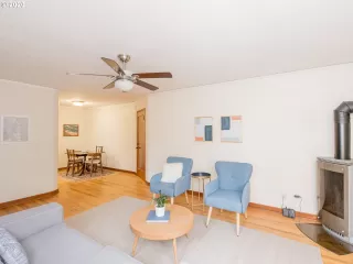 Photo #4: 20115012 Listing 