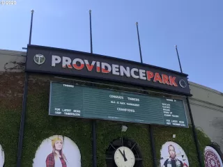 Photo #6: 20115539 Listing