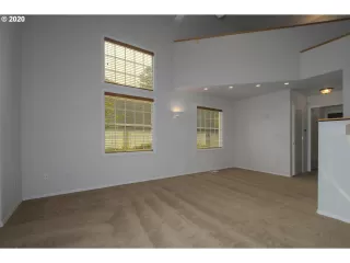 Photo #4: 20116813 Listing 