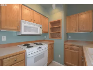 Photo #6: 20116813 Listing 