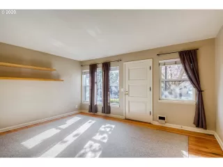 Photo #3: 20117791 Listing