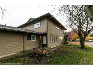 Photo #1: 20117984 Listing