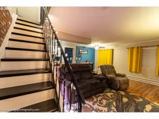 Photo #2: 20117984 Listing