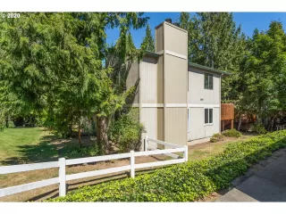 Photo #1: 20118539 Listing