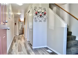 Photo #4: 20118785 Listing