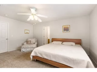 Photo #2: 20119262 Listing