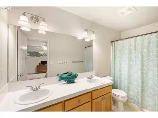 Photo #4: 20119262 Listing