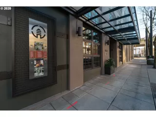 Photo #1: 20119841 Listing 