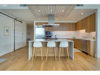 Photo #5: 20121992 Listing 