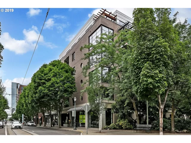 MLS: 20124852 Condo For Sale