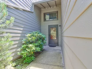 Photo #2: 20125813 Listing