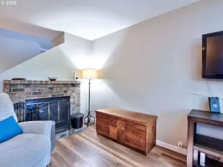 Photo #6: 20125813 Listing