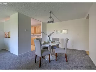 Photo #2: 20126181 Listing