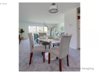 Photo #3: 20126181 Listing