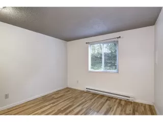 Photo #1: 20126376 Listing 