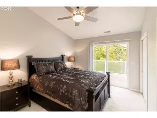 Photo #2: 20127677 Listing