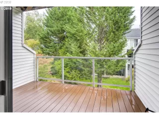 Photo #6: 20127677 Listing