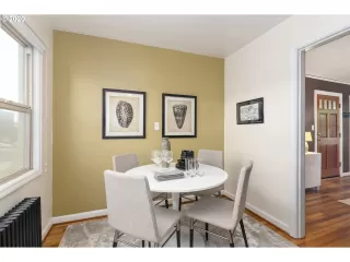 Photo #6: 20128448 Listing