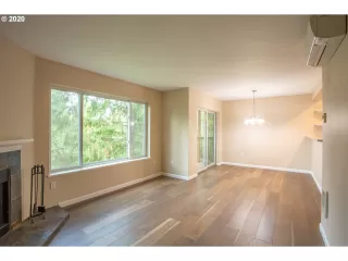 Photo #6: 20130470 Listing