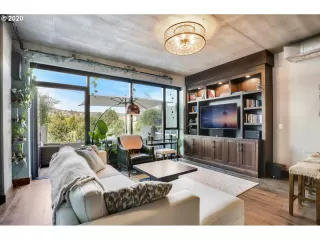 Photo #4: 20130671 Listing 