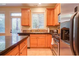 Photo #4: 20134594 Listing 